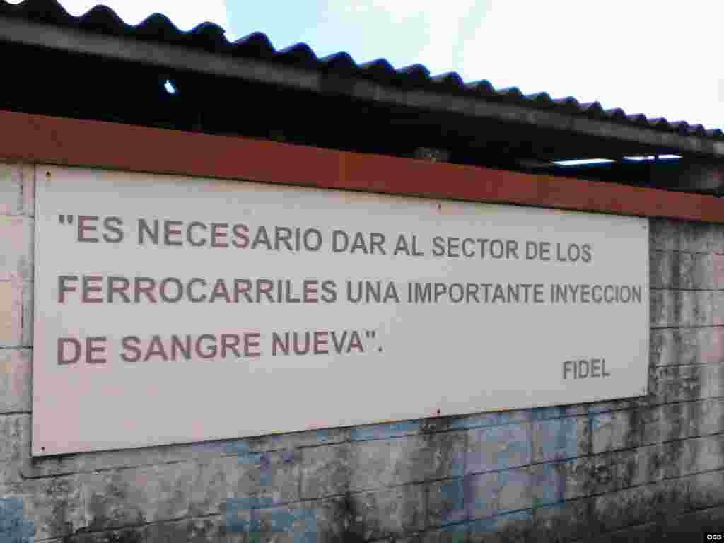 Cartel en talleres de ferrocarril